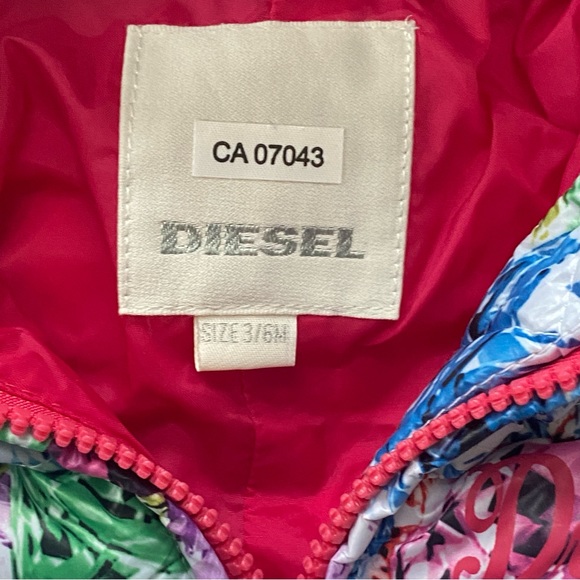 Diesel Baby Snow Suit Size 3 6 Months New with Tags Jacket Onesie - Picture 3 of 4